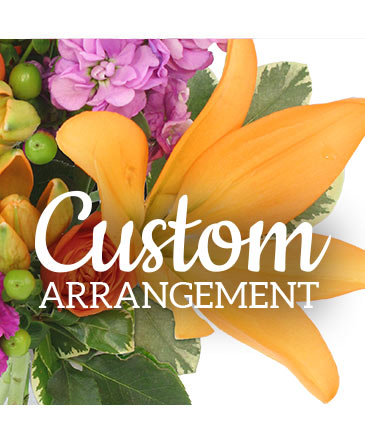 Custom Arrangement Designer's Choice in Southfield, MI | Southfield Flowers